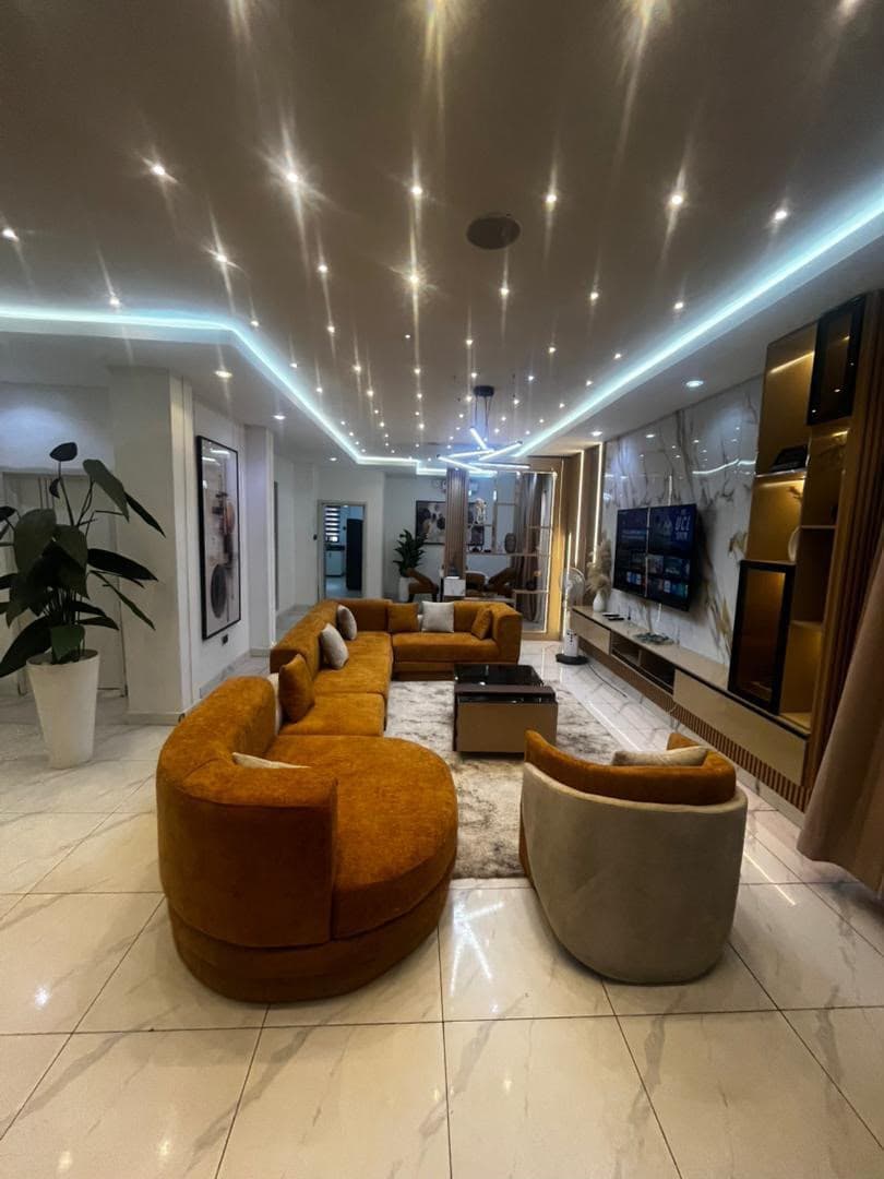 Luxury 4-Bedroom Apartment — Guzape, Abuja