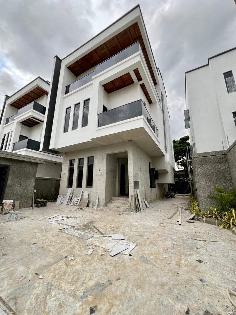 6 Bedroom Detached Duplex for Sale at Victoria Island, Lagos