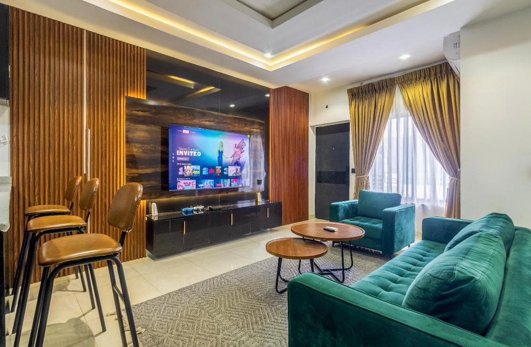 3 Bedroom Shortlet Property in Ikate, Lekki