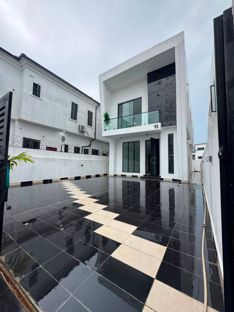 4 Bedroom Detached Duplex with BQ for Sale at Orchid Road, Lekki