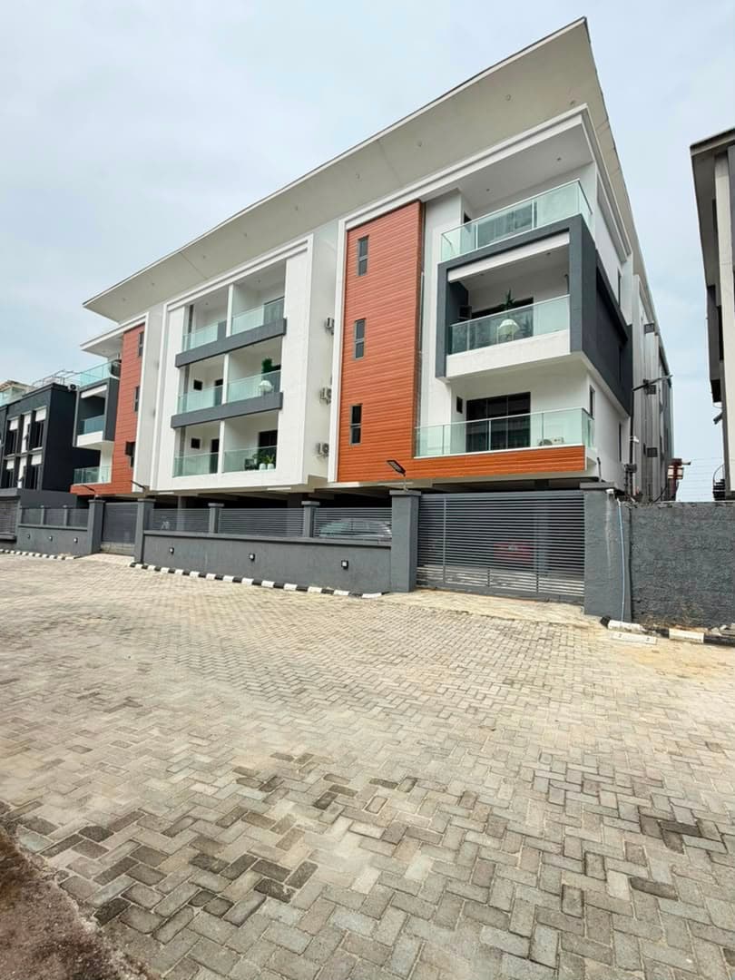 3 Bedroom Flat for Sale in Lekki Phase 1, Lagos