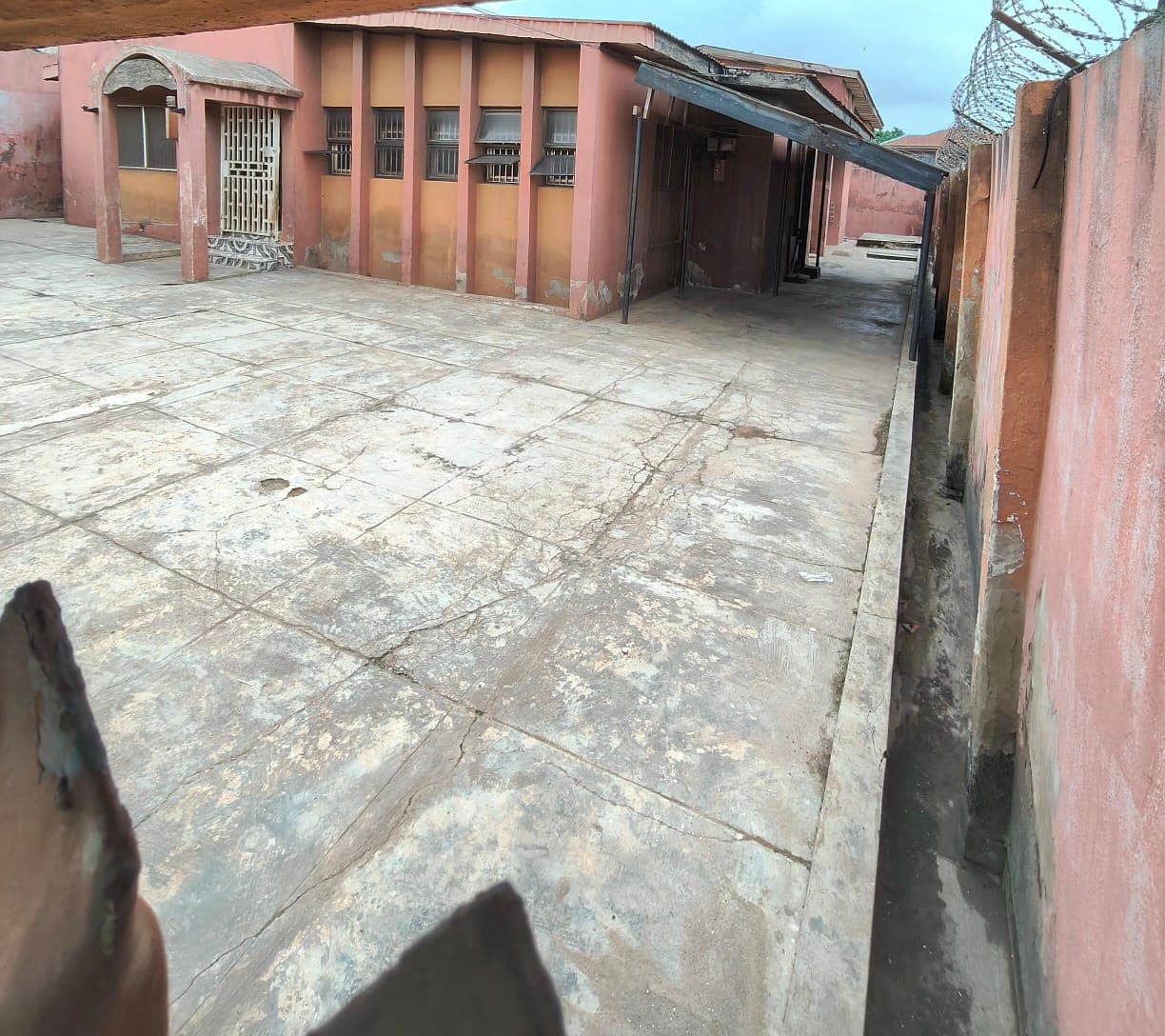 5 Bedroom Bungalow for Rent at Bodija-Agbowo, Ibadan, Oyo
