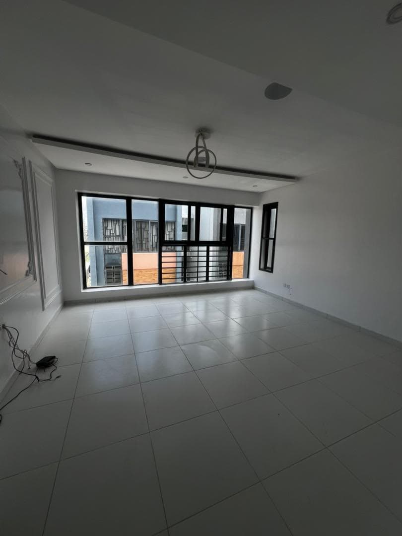4 Bedroom Terrace for Sale in Ikate, Lekki, Lagos