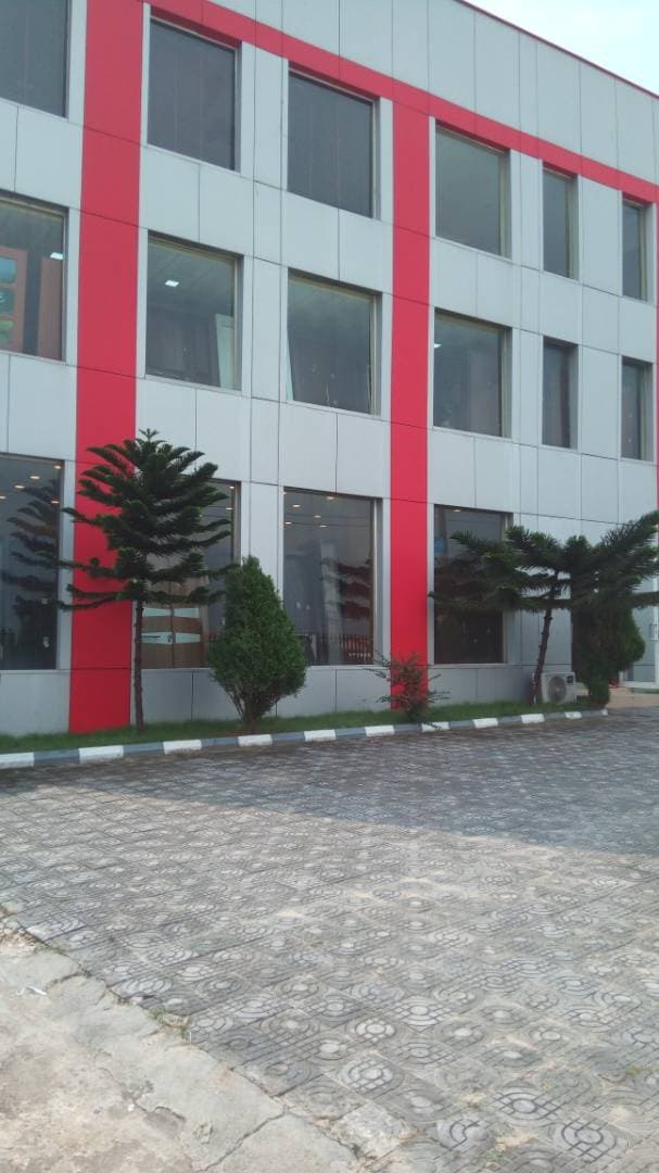 3-Floor Commercial Mall for Sale on Lekki-Epe Expressway, Otunla