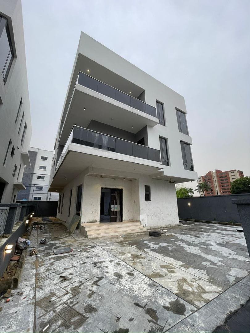 6 Bedroom Detached Duplex for Sale at Old Ikoyi, Lagos