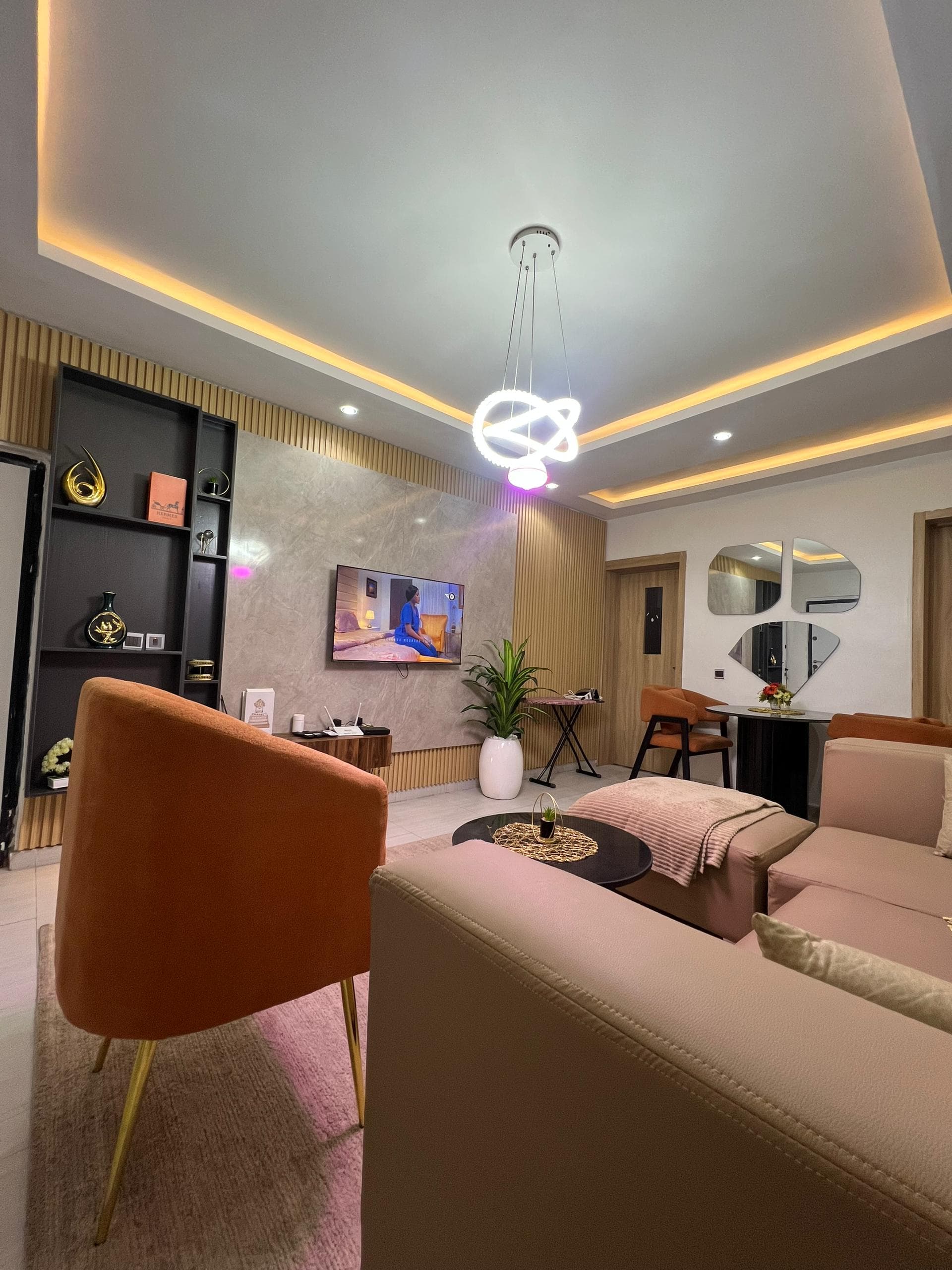 Shortlet Apartment in Illasan, Ikate, Lagos