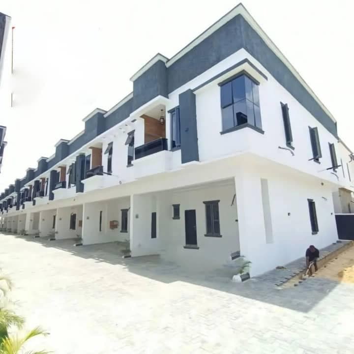 4 Bedroom Terrace Duplex for Sale in Ikota GRA, Lekki
