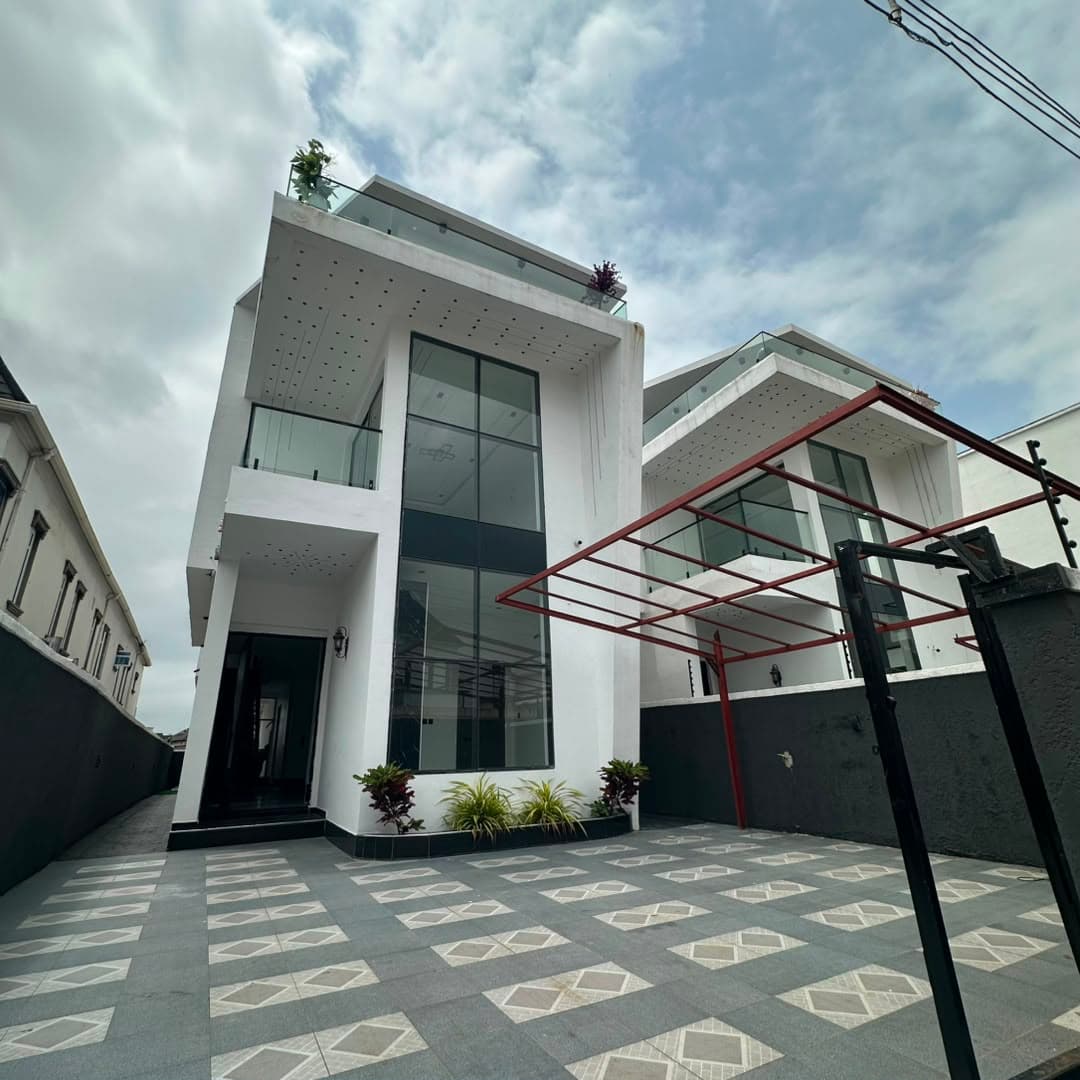 5 Bedroom Fully Detached Duplex with BQ and Pool for Sale in Sangotedo, Lagos
