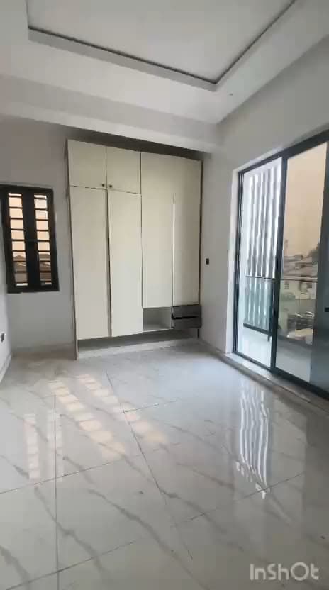 3 Bedroom Flat for Sale at Lekki Phase 1, Lagos
