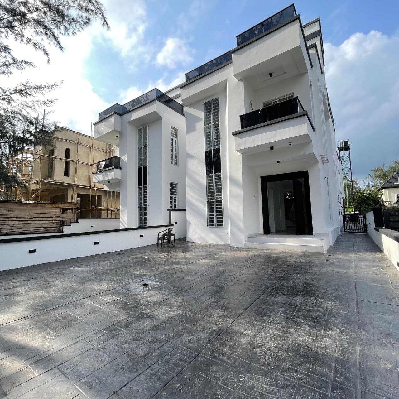 5 Bedroom Semi Detached Duplex for Sale in Lekki County, Lagos