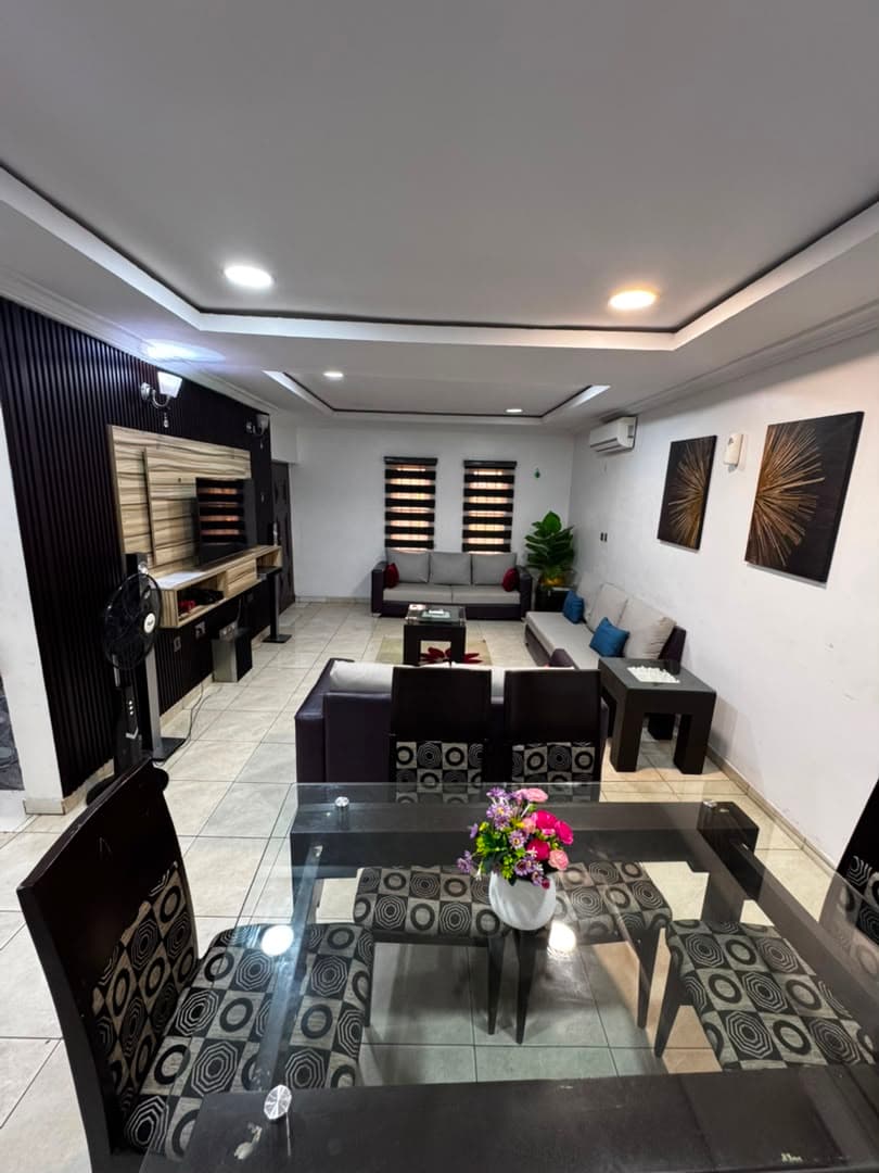 4 Bedroom Flat for Shortlet at Maryland, Lagos