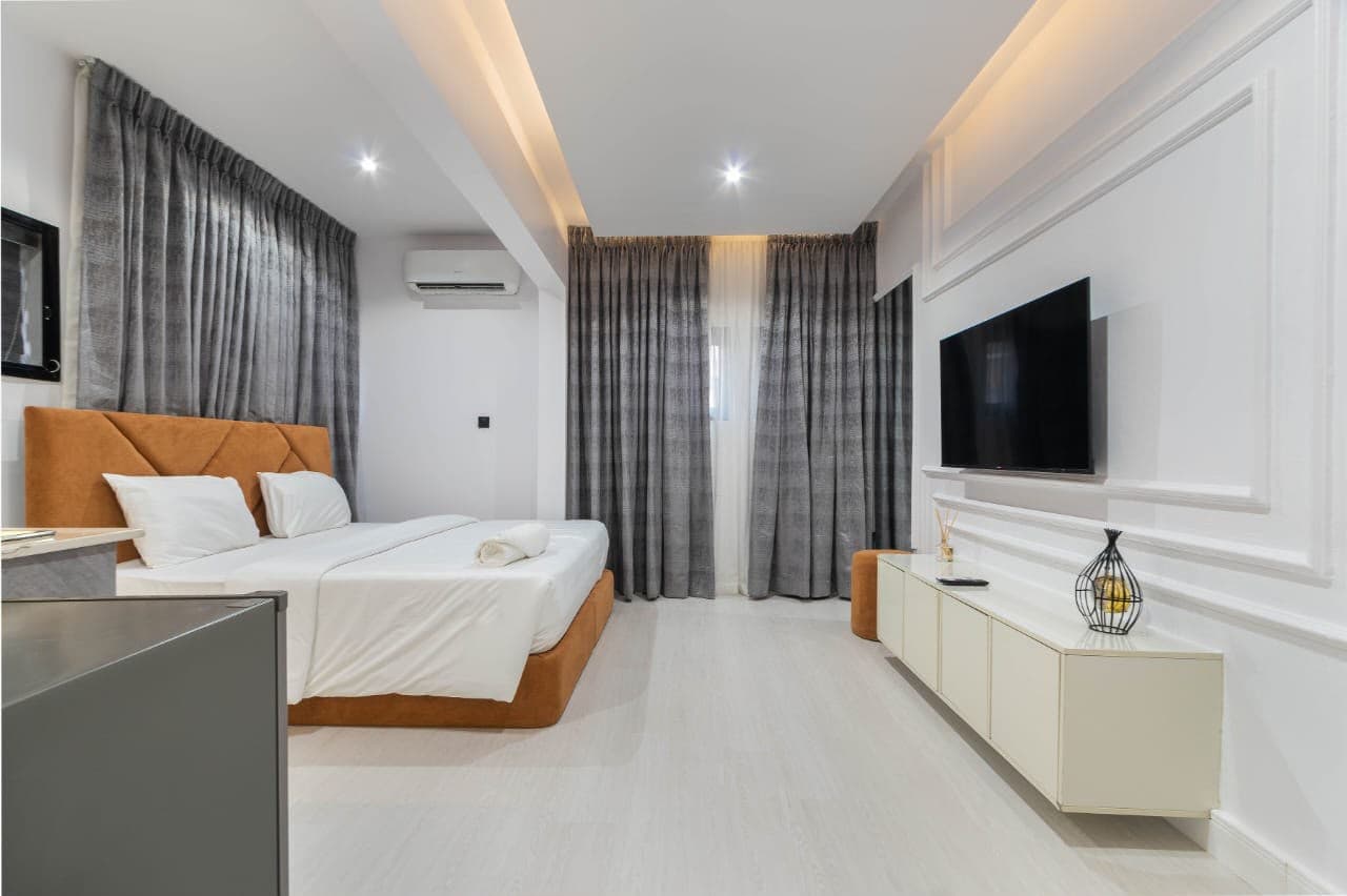 Studio Apartment in Lekki Phase 1, Lagos