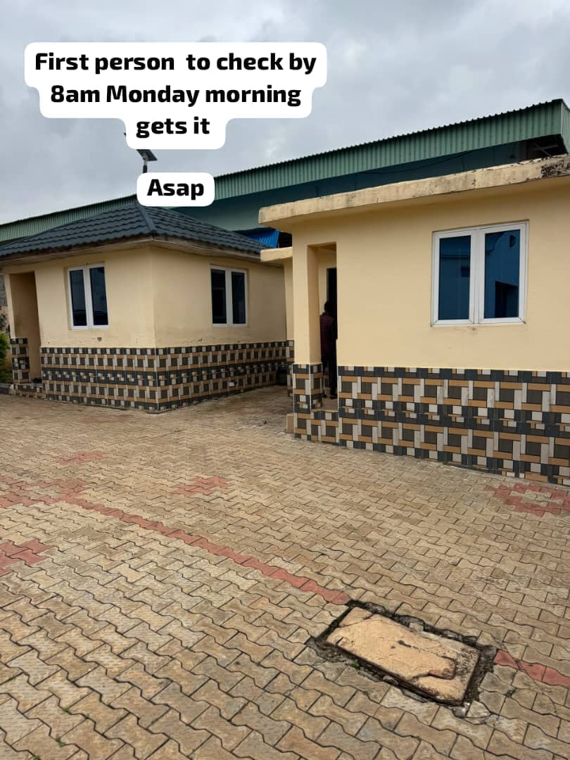 Self Contained Room for Rent at Ikolaba GRA