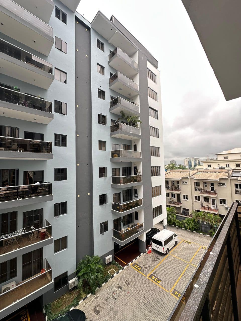 4 Bedroom Fully Serviced Apartment for Rent in Banana Island
