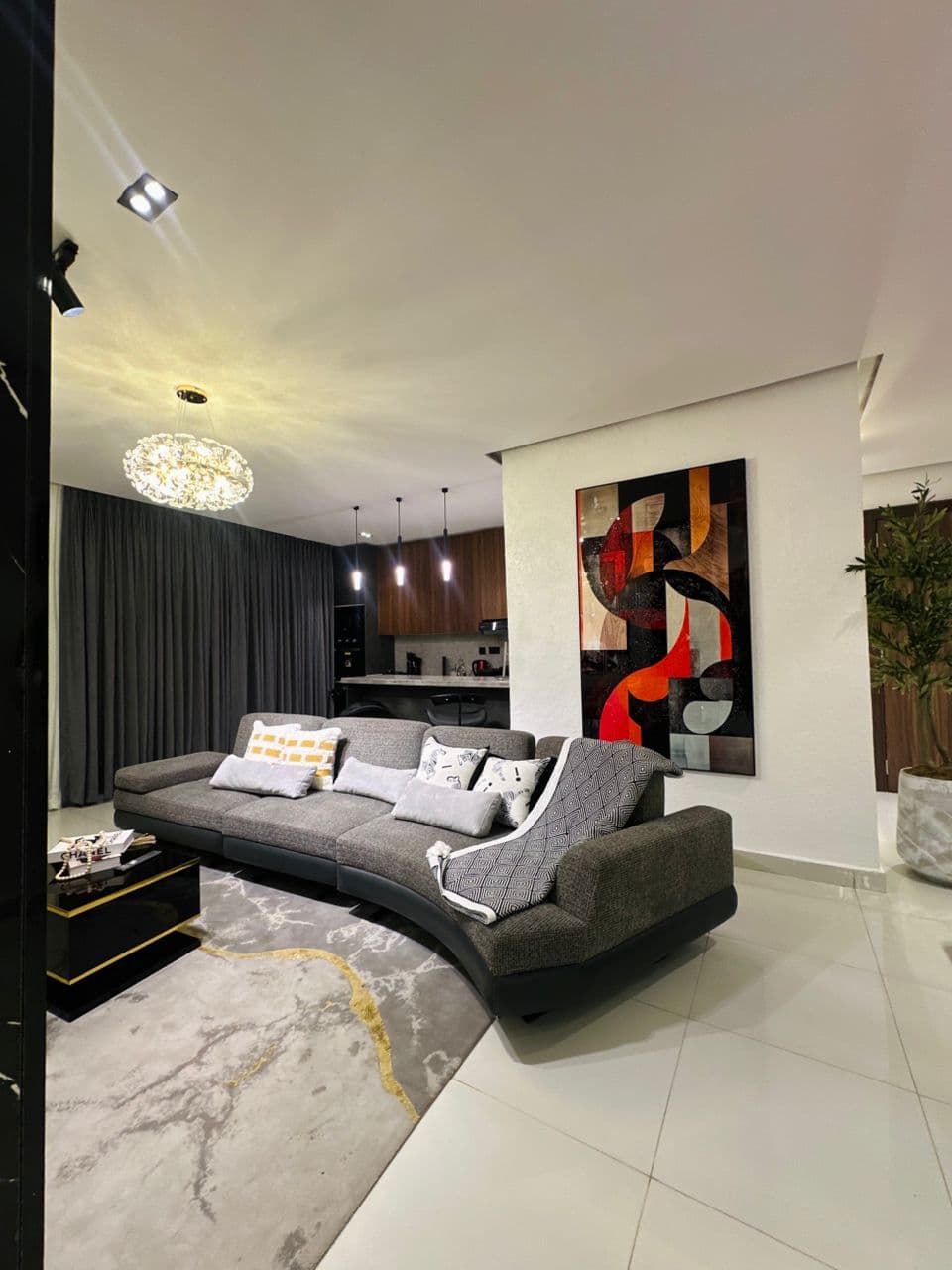 Furnished 2 Bedroom Shortlet in Lekki Phase 1, Lagos