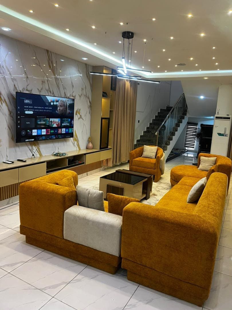 4 Bedroom Shortlet Property in Guzape, Abuja