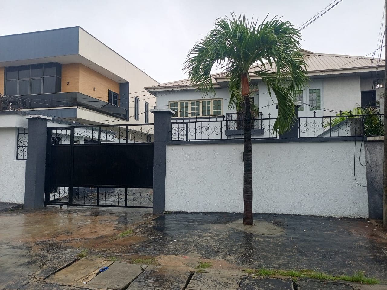 4 Units of 2 Bedroom Flats for Rent in Lekki Phase 1