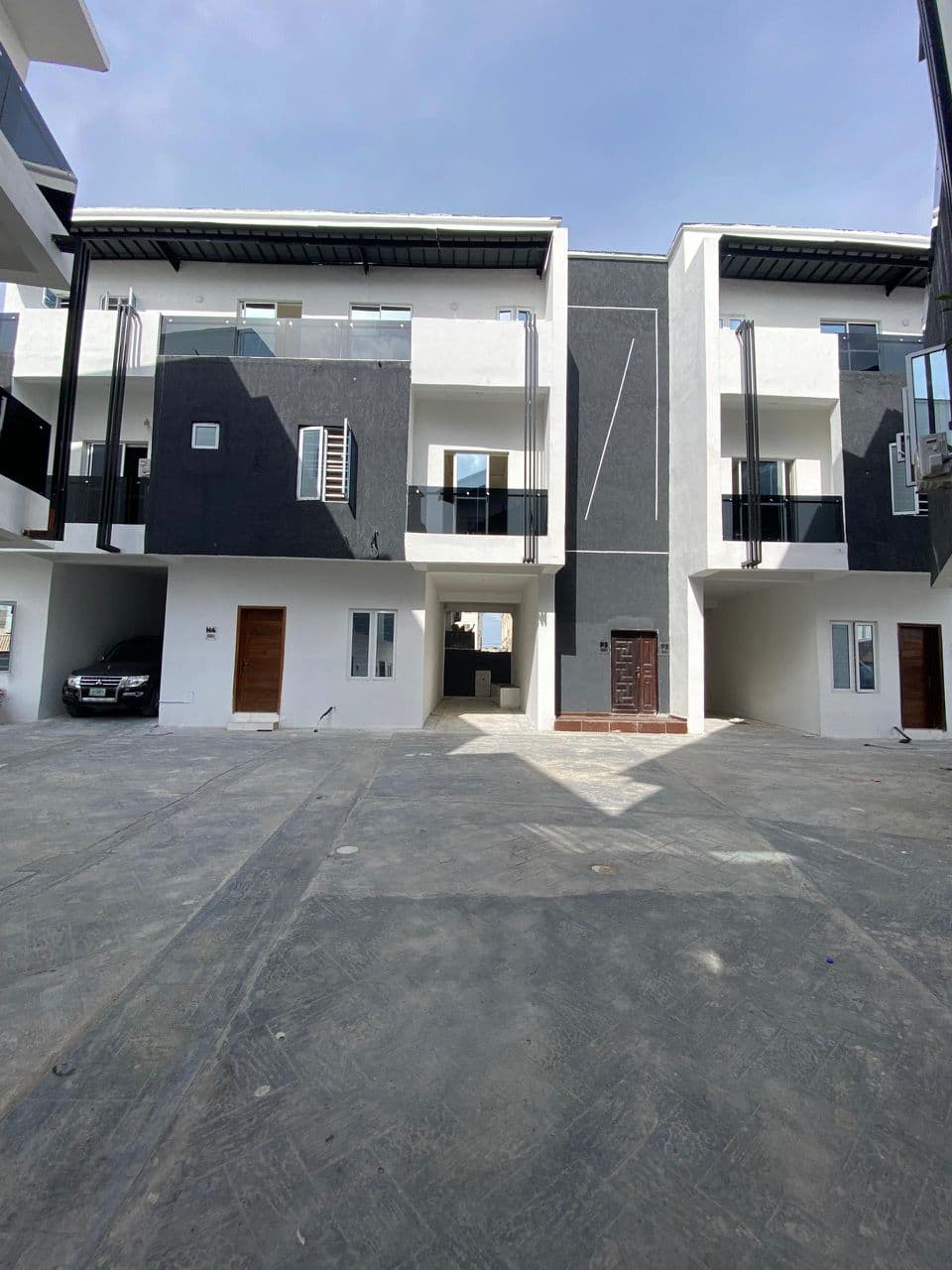 3 Bedroom Terrace for Sale in Ikota, Lagos