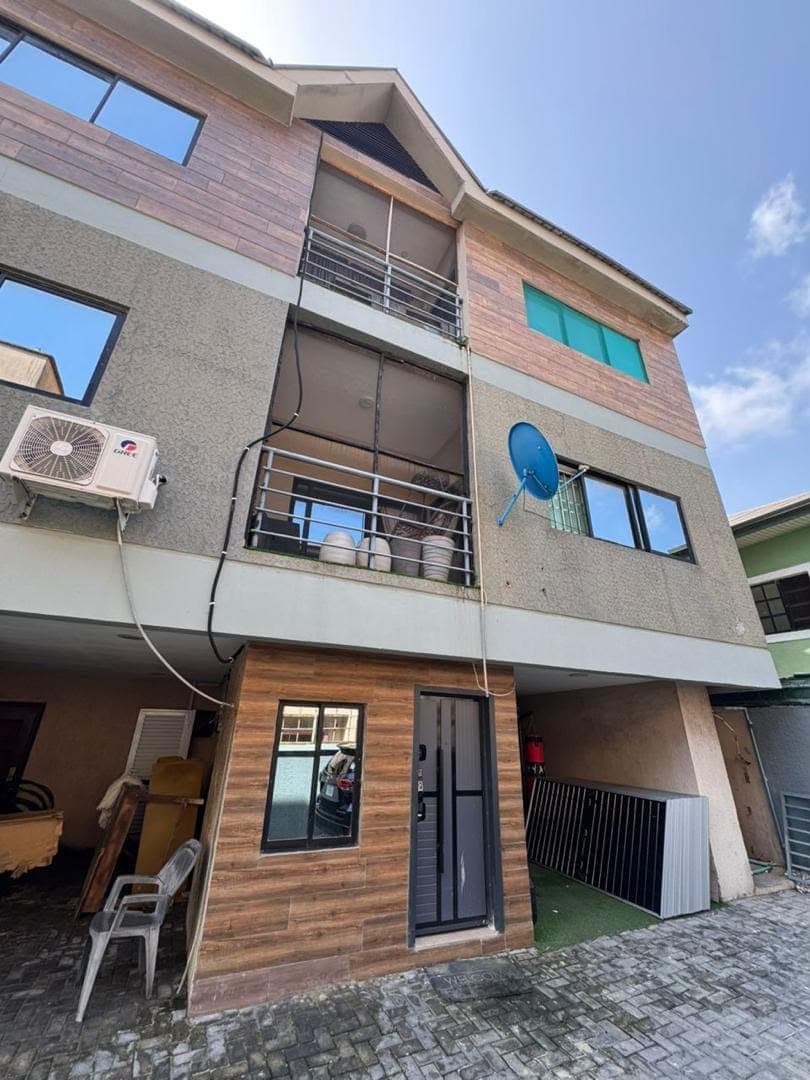 4 Bedroom Terrace for Rent at Osapa, Lekki, Lagos