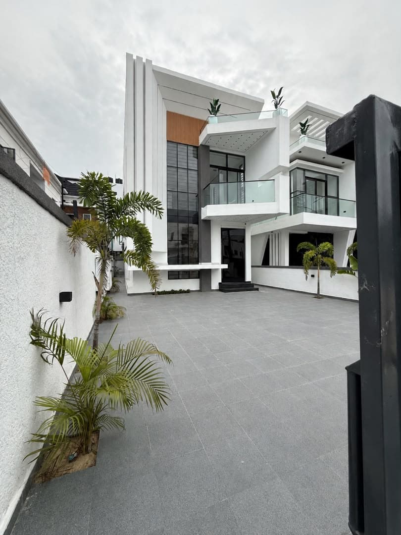 5 Bedroom Fully Detached Duplex for Sale at Eleganza, Lagos