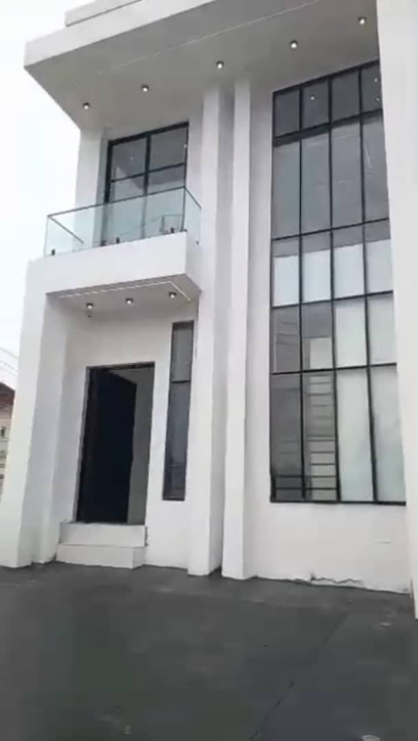 5 Bedroom Duplex for Sale at Ajah, Lagos