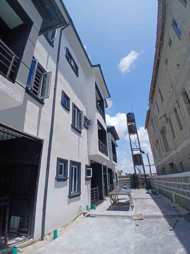 2 Bedroom Flat for Rent in Sangotedo, Lagos