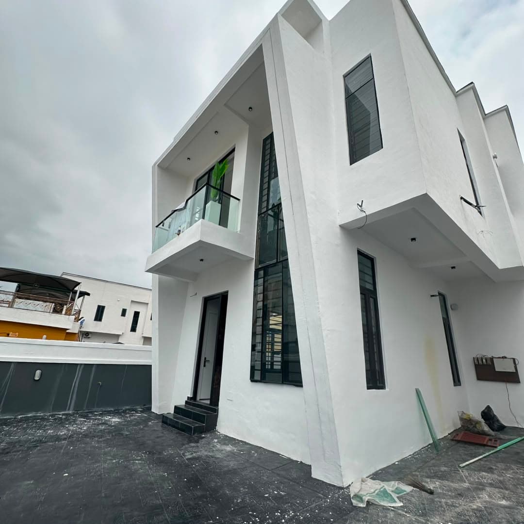 5 Bedroom Fully Detached Duplex with BQ for Sale in Sangotedo, Lagos