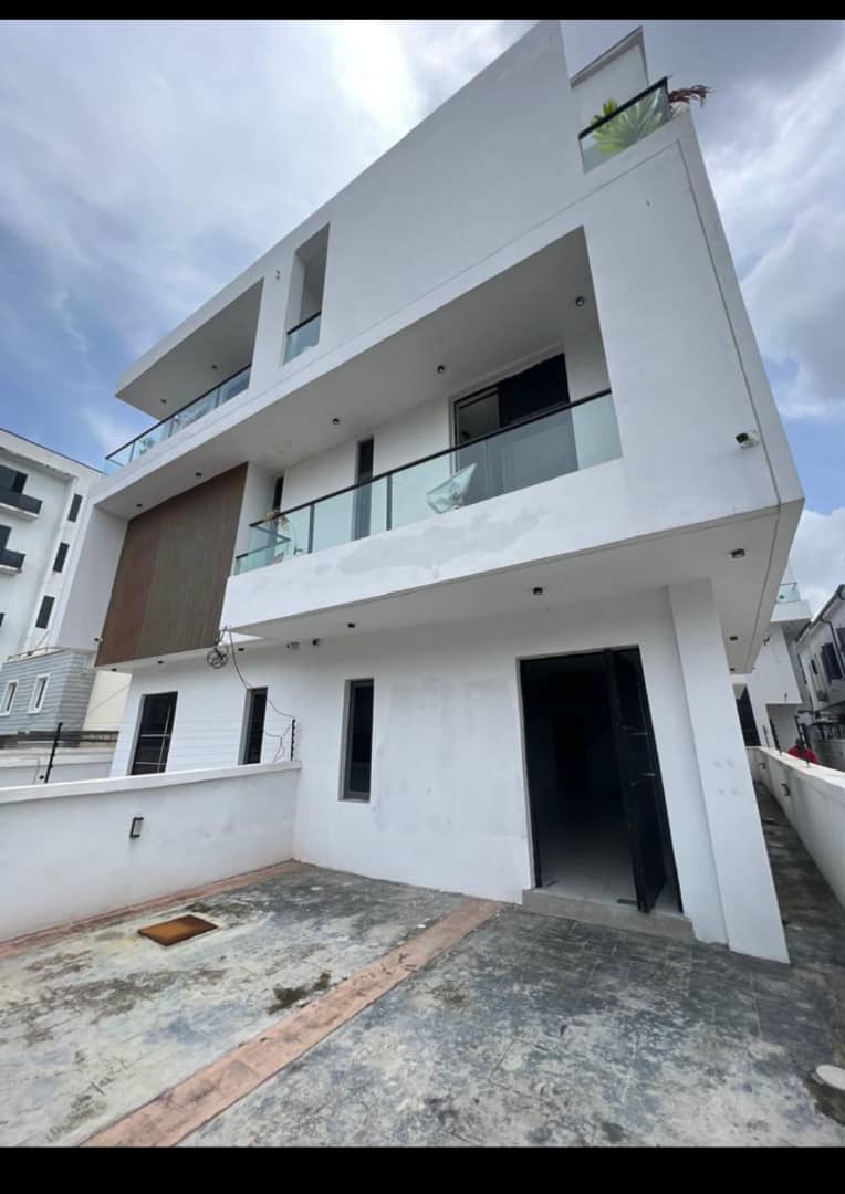 4 Bedroom Semi Detached Duplex for Sale at Ikate, Lekki, Lagos