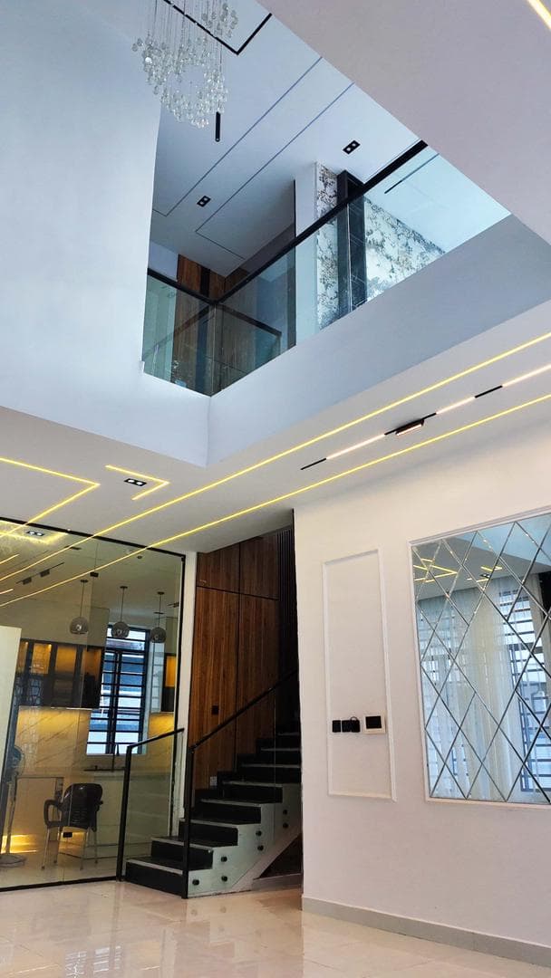 5 Bedroom Fully Detached Duplex for Sale in Lekki, Lagos - 10