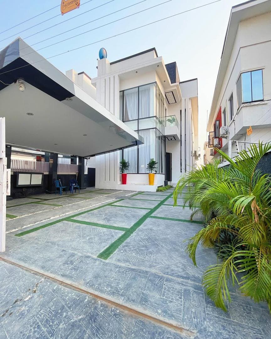 5 Bedroom Detached Duplex for Sale at Orchid Road, Lagos