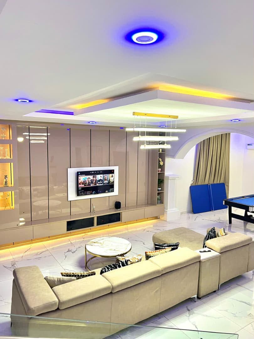 Fully Furnished 2 Bedroom Apartment in Gwarinpa, Abuja