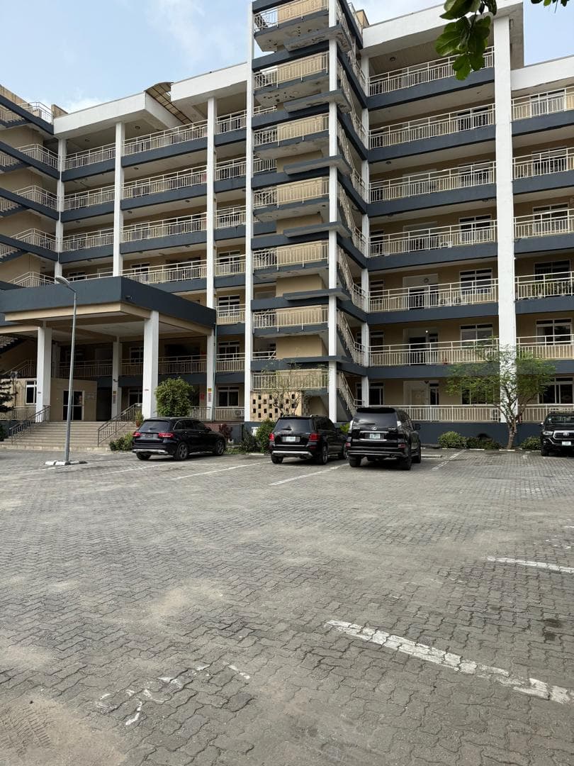 3 Bedroom Flat for Rent in Lekki Phase 1, Lagos