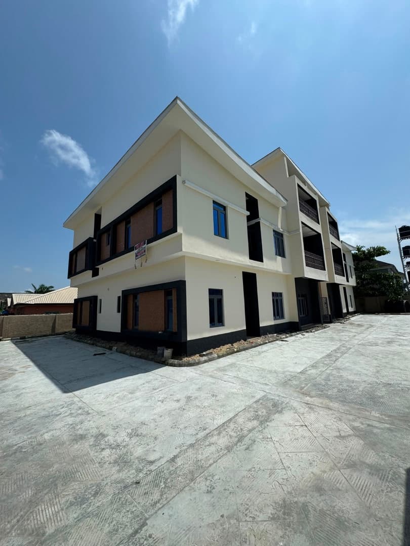 3 Bedroom Flat with Boys Quarter for Rent in Abraham Adesanya, Lagos
