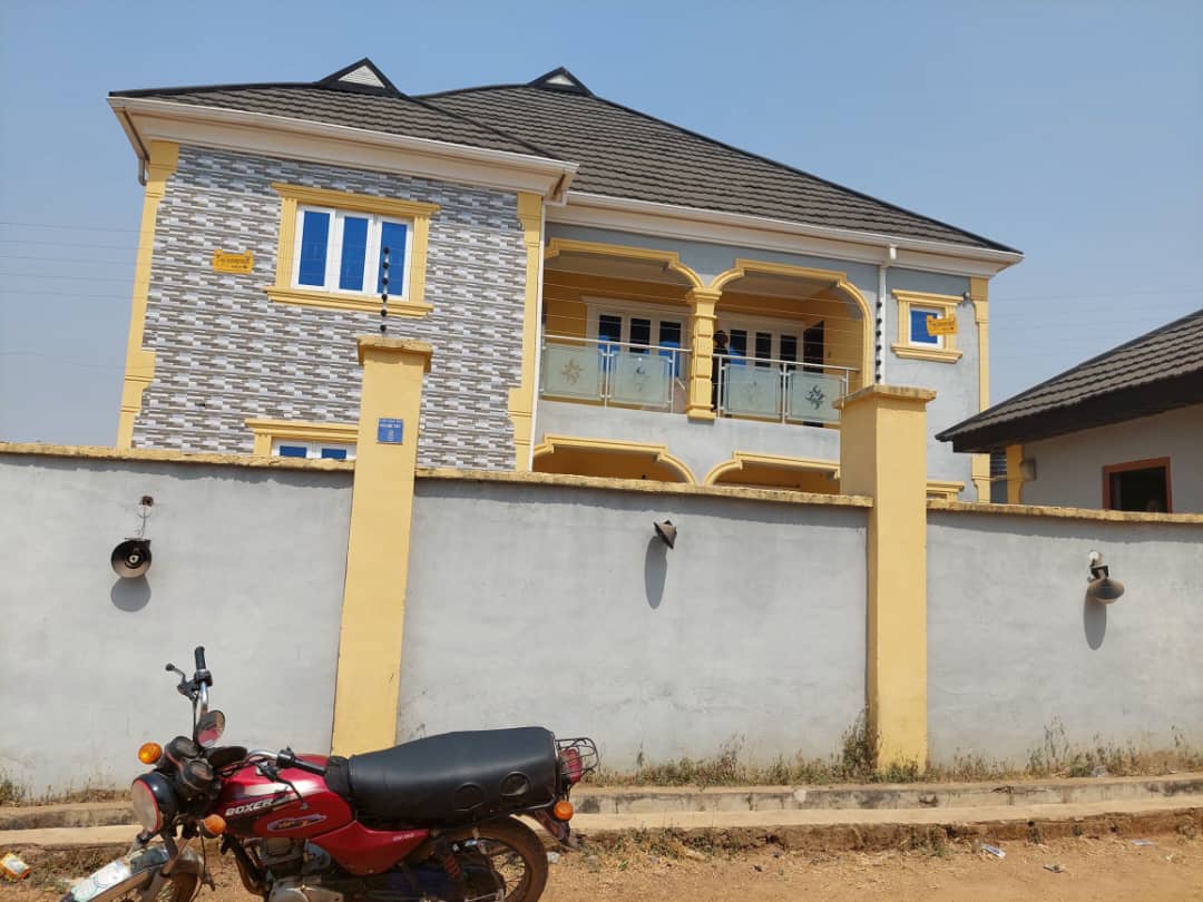 6 Bedroom Duplex for Sale at Elebu, Ibadan
