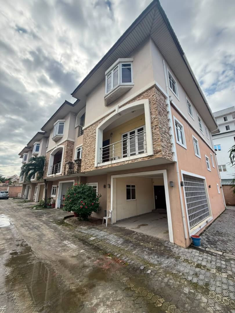 5 Bedroom Terrace Duplex for Sale at Victoria Island, Lagos