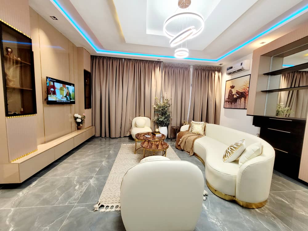 Fully Furnished 2 Bedroom Shortlet in Parkview Estate, Ikoyi