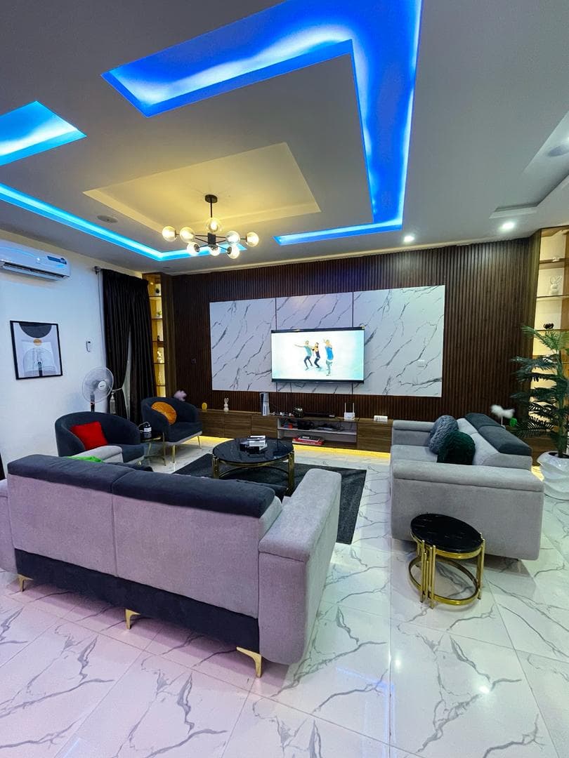 3 Bedroom Terrace Shortlet in Ilaje, Ajah, Lagos