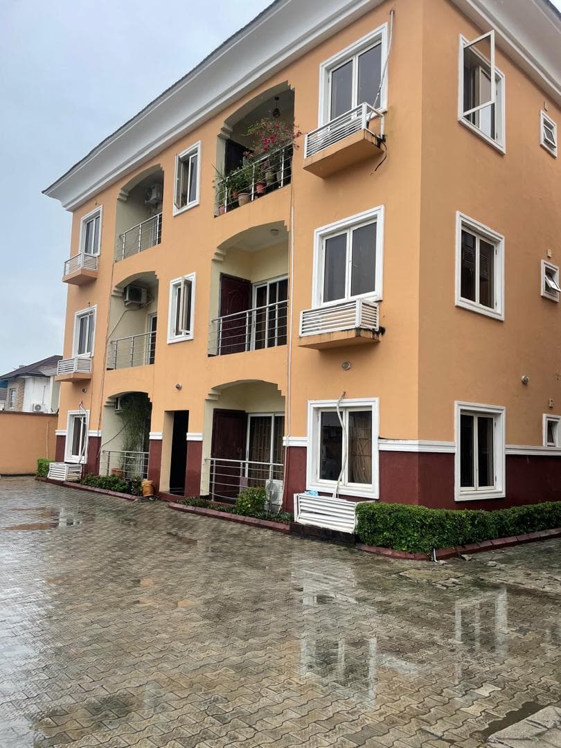 Apartment for Sale on Ayo Babatunde Crescent, Oniru Gate