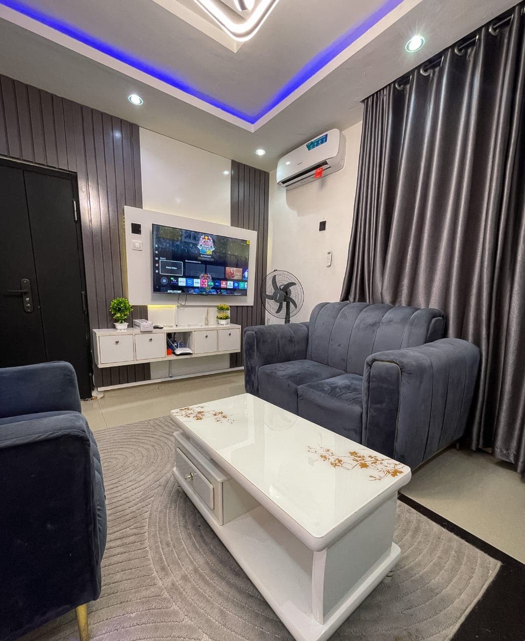 Fully Furnished 2 Bedroom Shortlet in Ajao Estate, Lagos