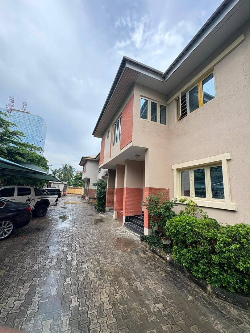 4 Bedroom Terrace Duplex for Rent at Victoria Island, Lagos