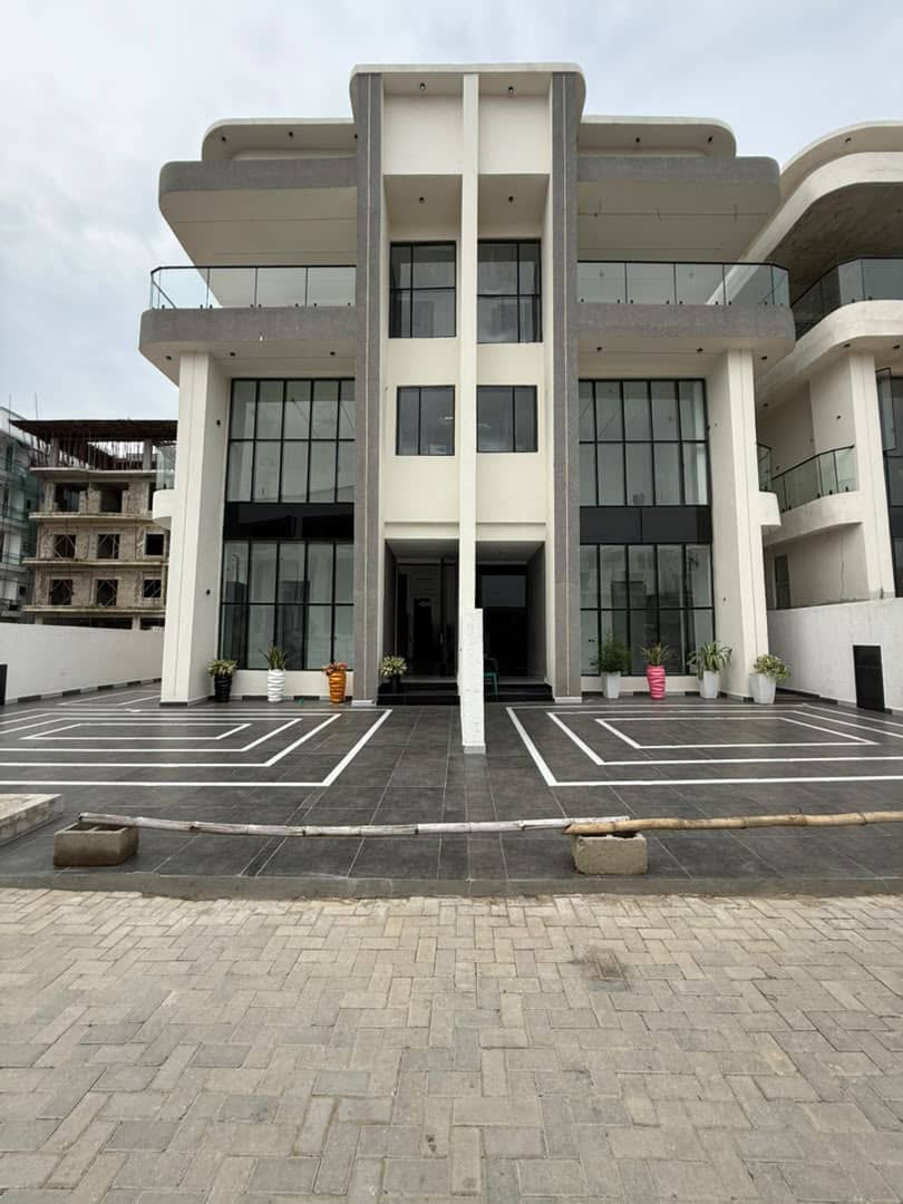 5 Bedroom Duplex for Sale at Lekki Phase 1, Lagos