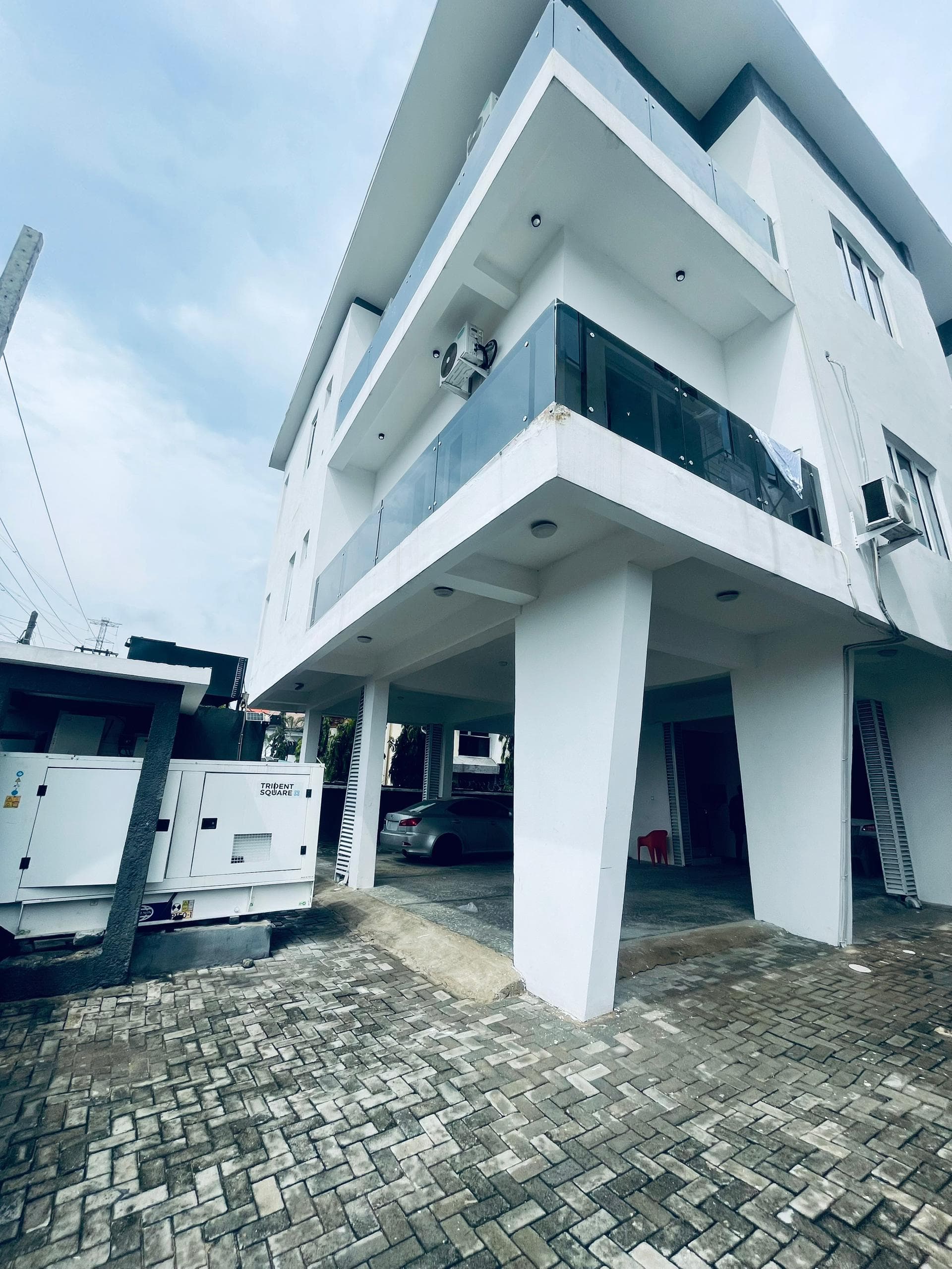 3 Bedroom Flat for Sale in Lekki Phase 1 Proper, Lagos