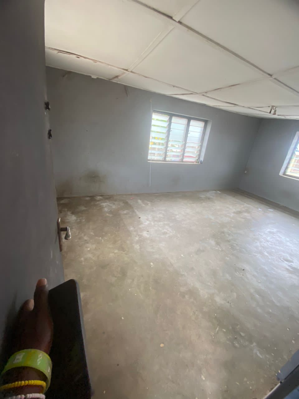 Big Parlour for Rent at Agbowo, Ibadan